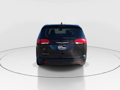 2023 Chrysler Voyager - Photo 6