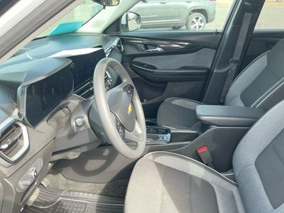 2025 Chevrolet Trailblazer — photo 9 view