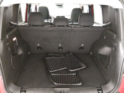 2023 Jeep Renegade - Photo 11