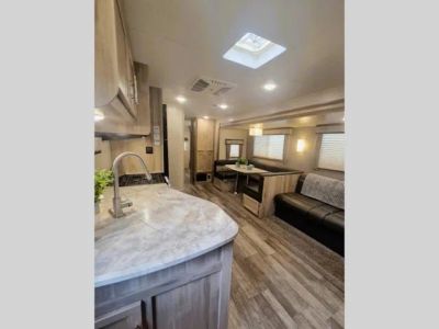2022 Coachmen Catalina - Photo 5