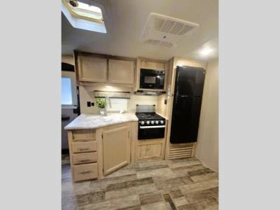 2022 Coachmen Catalina - Photo 6