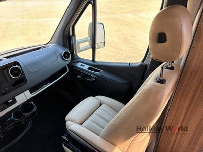 2022 Airstream Atlas - Photo 9