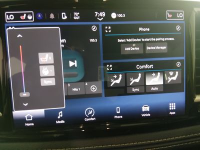2023 Chrysler Pacifica — photo 19 view