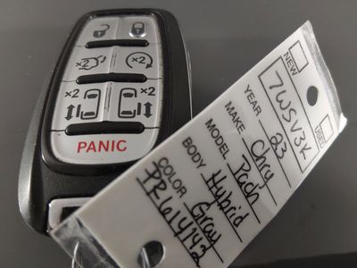 2023 Chrysler Pacifica — photo 15 view