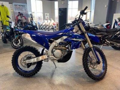 2026 Yamaha WR450F — front three-quarter view