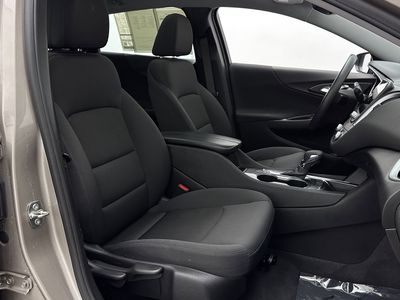 2023 Chevrolet Malibu - Photo 32