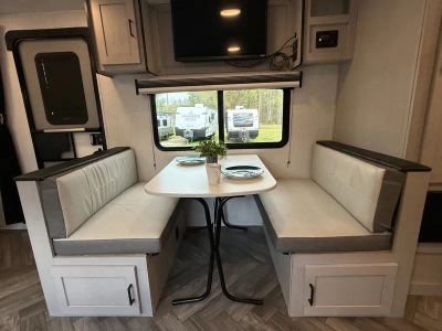 2023 Heartland Mallard - Photo 14
