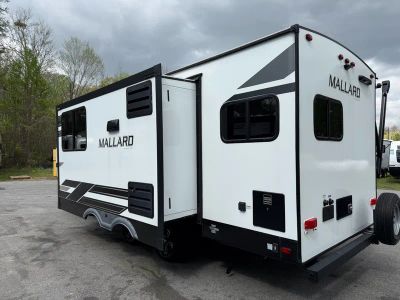 2023 Heartland Mallard - Photo 29