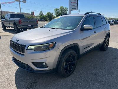 2020 Jeep Cherokee — rear three-quarter view