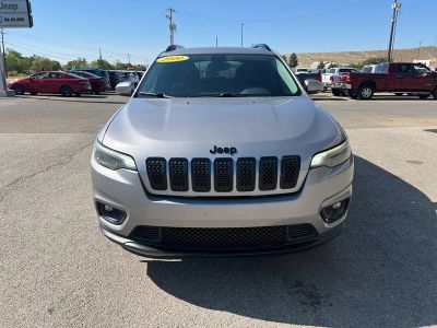 2020 Jeep Cherokee — side profile view