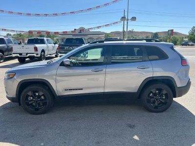 2020 Jeep Cherokee — interior view