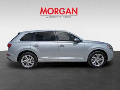 2021 Audi Q7 — side profile view