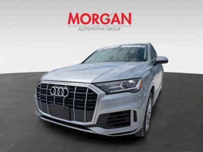 2021 Audi Q7 — engine compartment view