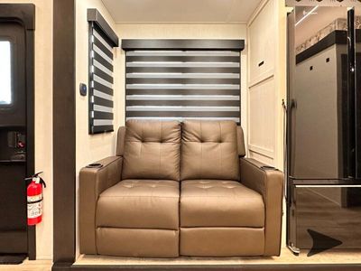2025 Forest River RV Vengeance Rogue Armored - Photo 39