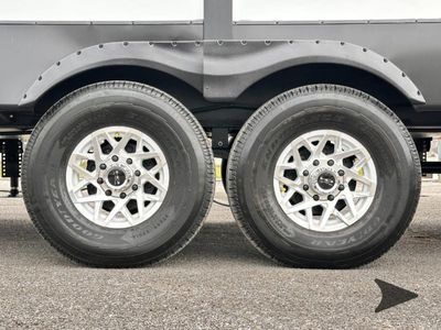 2025 Forest River RV Vengeance Rogue Armored - Photo 17