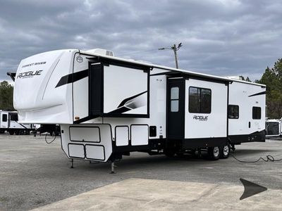 2025 Forest River RV Vengeance Rogue Armored - Photo 9