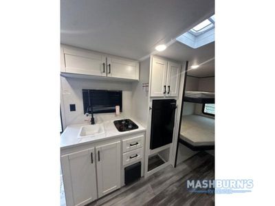 2026 Jayco Jay Flight SLX - Photo 13