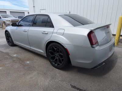 2019 Chrysler 300 - Photo 7