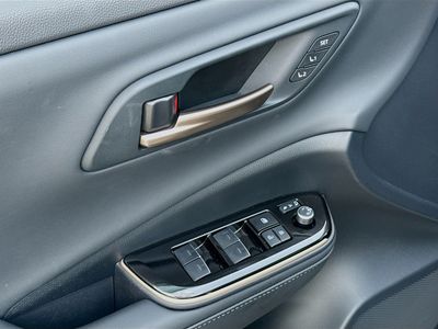 2025 Toyota Crown Signia - Photo 23