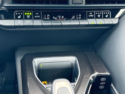 2025 Toyota Crown Signia - Photo 34