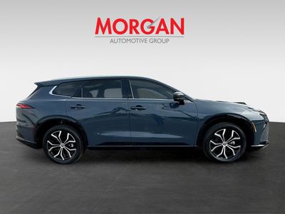 2025 Toyota Crown Signia - Photo 2