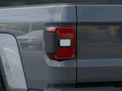 2026 Jeep Gladiator — photo 9 view