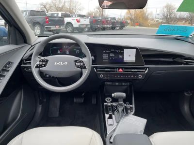 2026 Kia Niro — photo 12 view