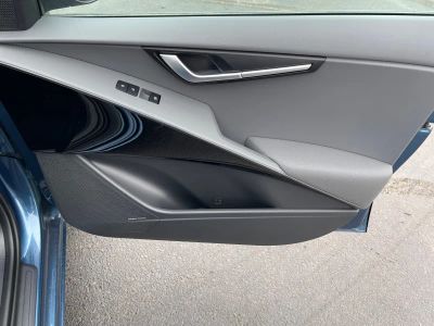 2026 Kia Niro — photo 21 view