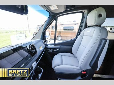 2025 Airstream Interstate 24GT - Photo 12