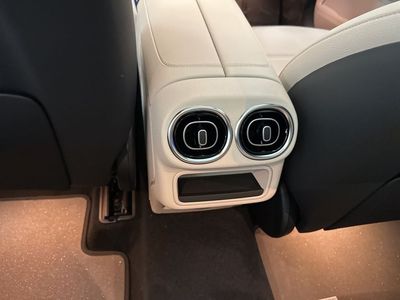 2026 Mercedes-Benz GLC — photo 23 view