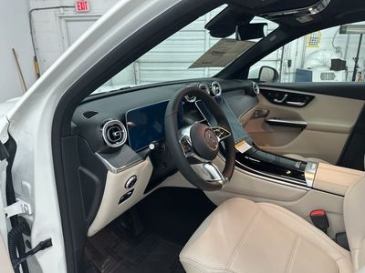 2026 Mercedes-Benz GLC — photo 9 view