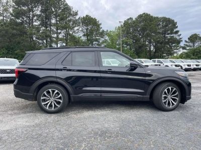 2026 Ford Explorer — side profile view