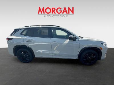 2026 Volkswagen Tiguan — photo 8 view
