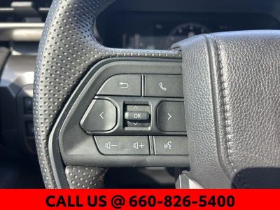 2025 Toyota Tacoma — photo 14 view