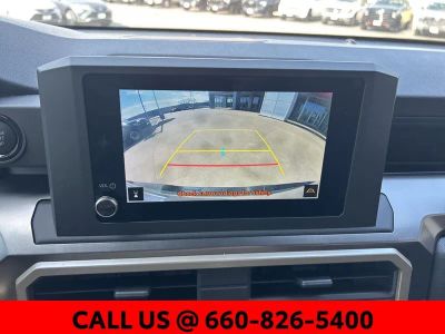 2025 Toyota Tacoma — photo 17 view