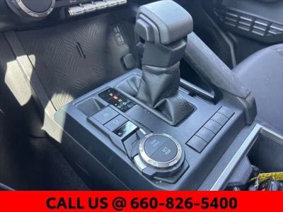 2025 Toyota Tacoma — photo 41 view
