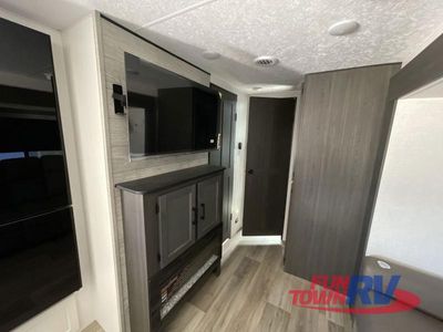 2025 Venture RV Stratus - Photo 6