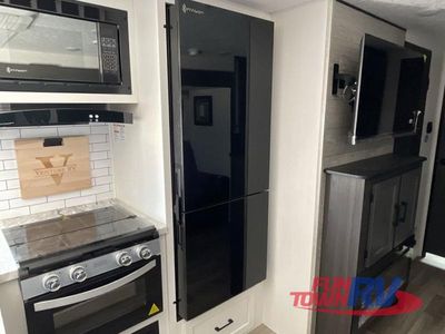 2025 Venture RV Stratus - Photo 28