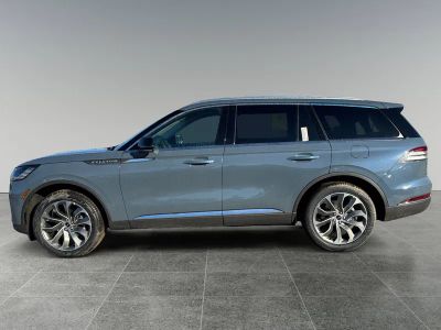 2026 Lincoln Aviator — side profile view