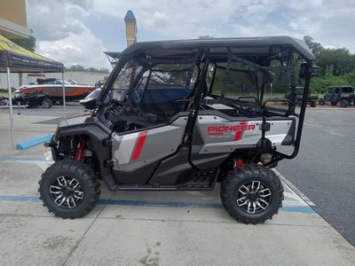 2025 Honda Pioneer 1000-5 Deluxe - Photo 13