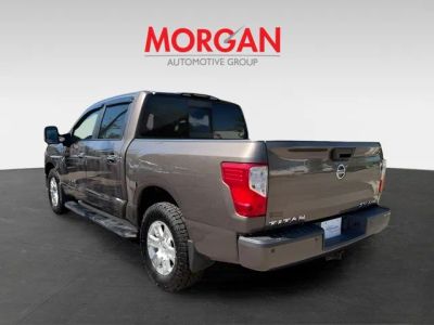 2018 Nissan Titan — interior view
