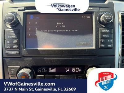 2018 Nissan Titan — photo 24 view