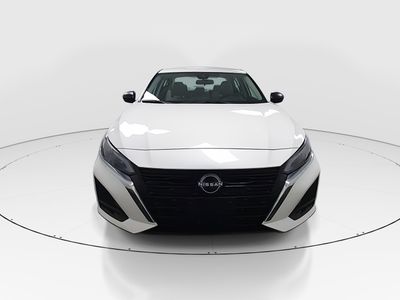 2025 Nissan Altima - Photo 2