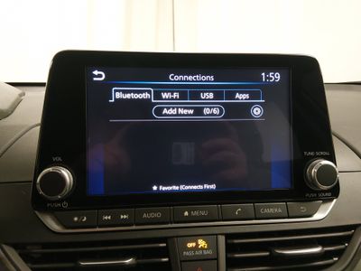 2025 Nissan Altima - Photo 16