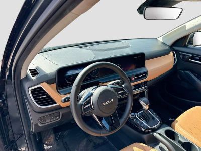 2024 Kia Seltos — photo 9 view