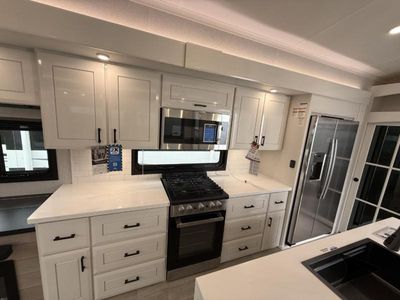 2026 Jayco Pinnacle - Photo 15