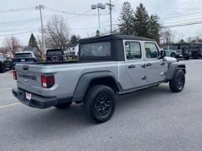 2021 Jeep Gladiator — detail view