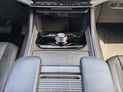 2023 Jeep Wagoneer L — photo 17 view