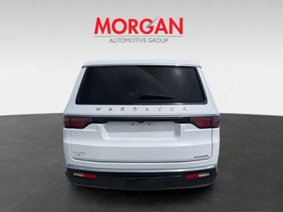 2023 Jeep Wagoneer L — detail view