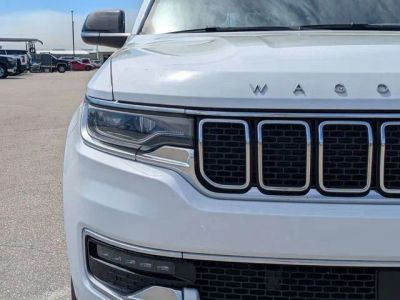 2023 Jeep Wagoneer L — photo 9 view